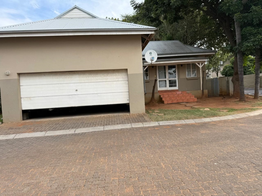 3 Bedroom Property for Sale in Waterval East North West
